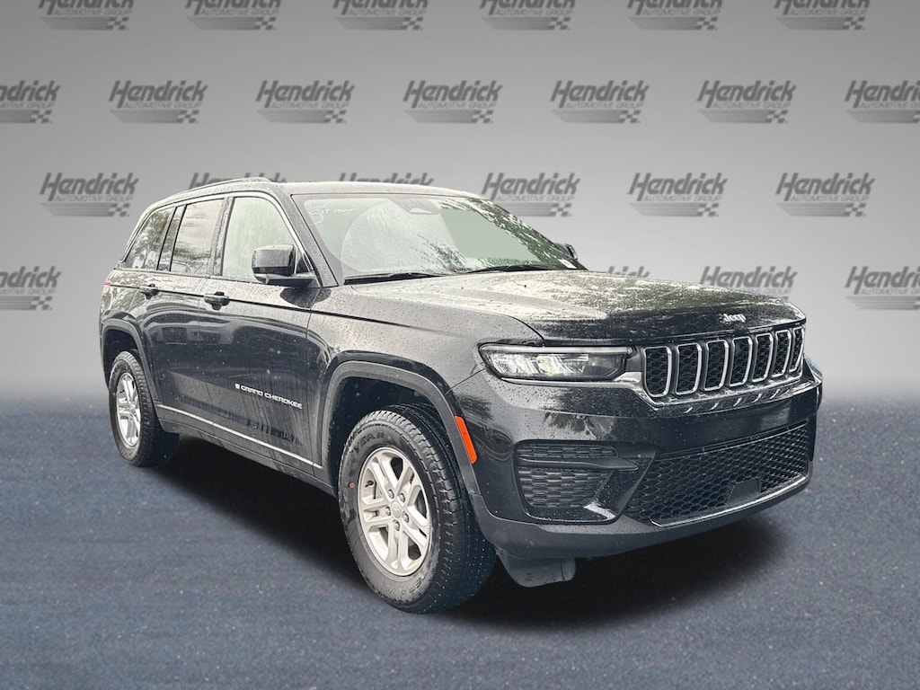 New 2025 Jeep Grand Cherokee Laredo SUV