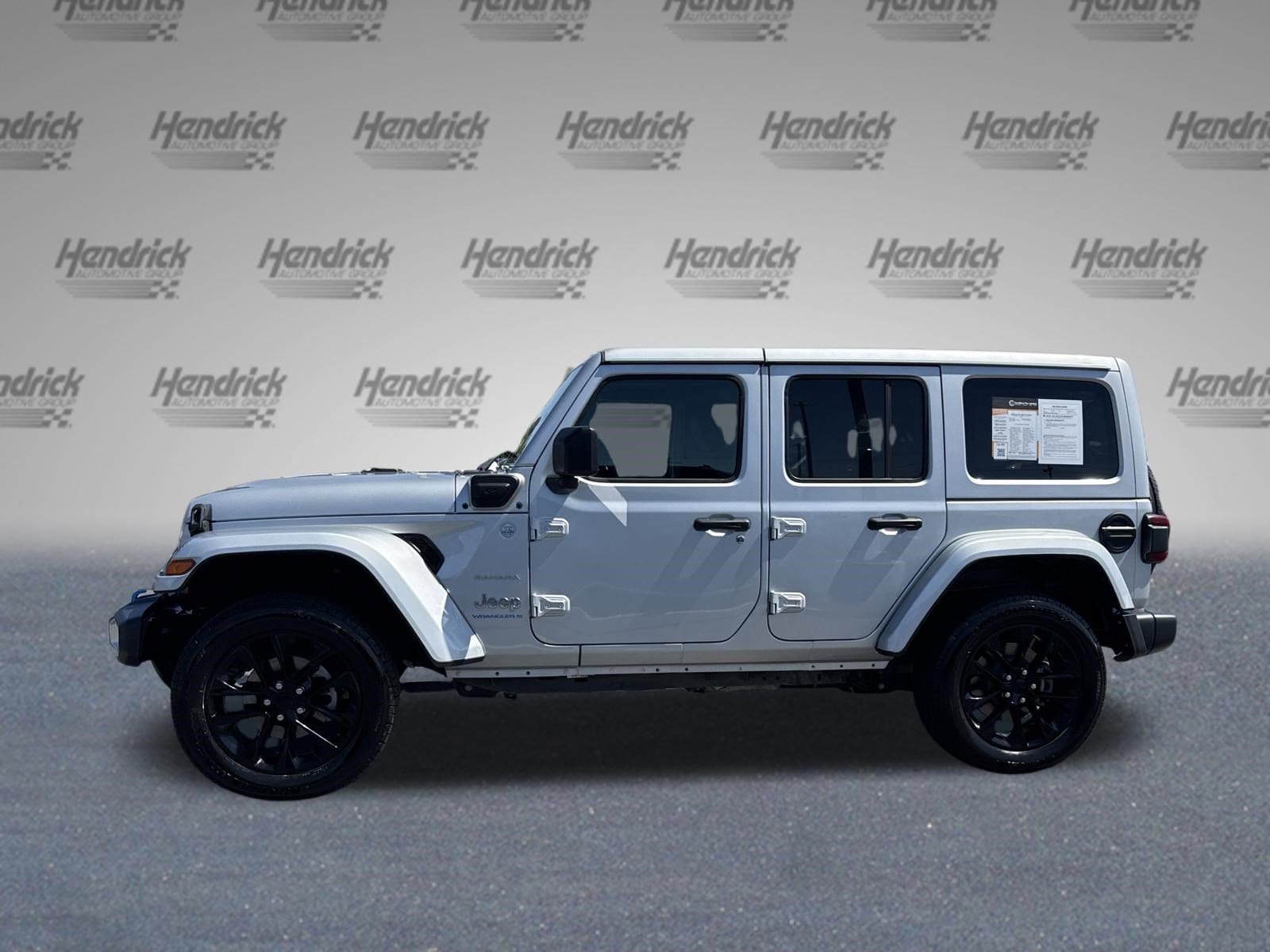 2024 Jeep Wrangler 4xe Sahara photo 5