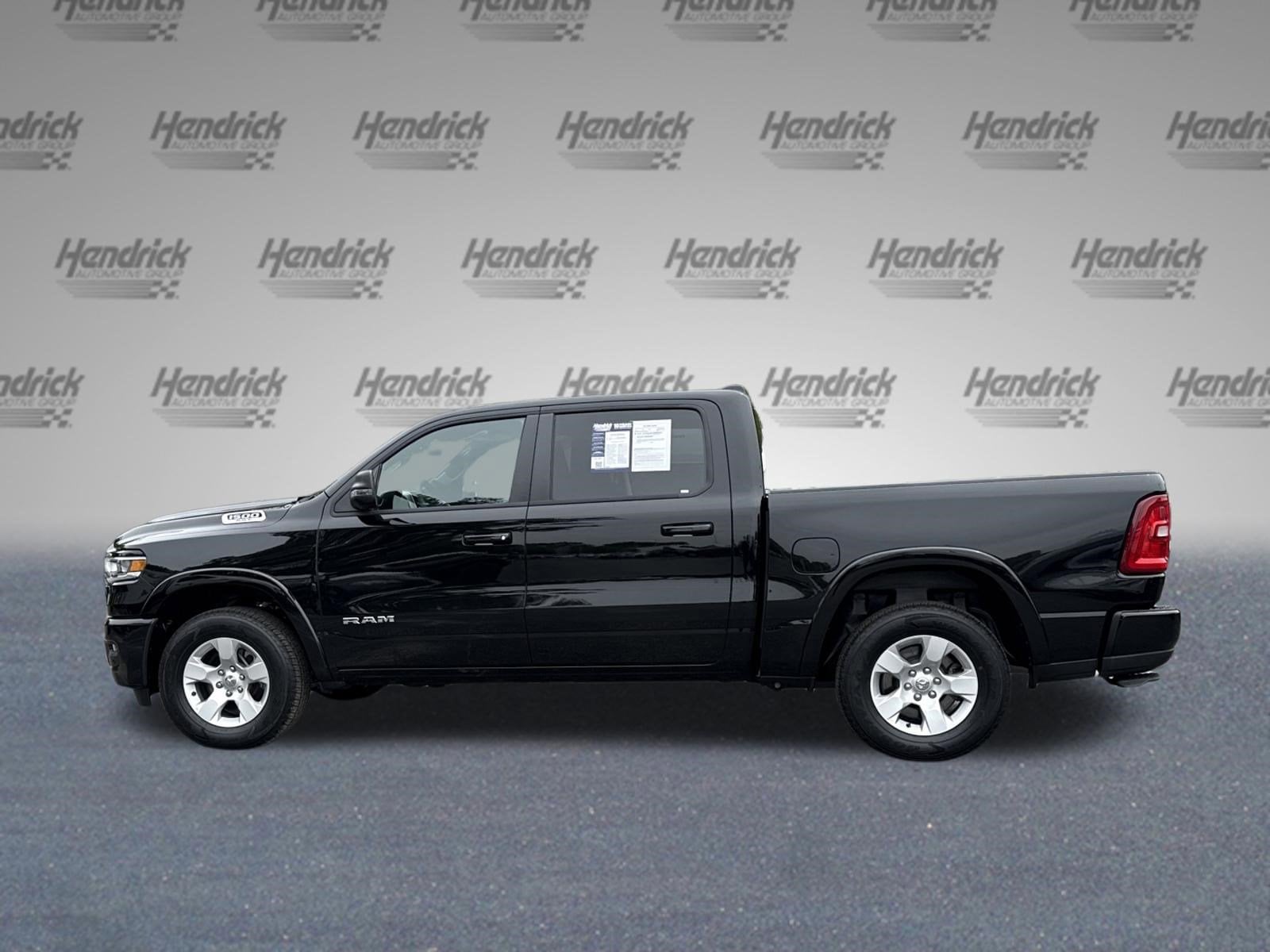 2025 Ram 1500 Big Horn photo 5