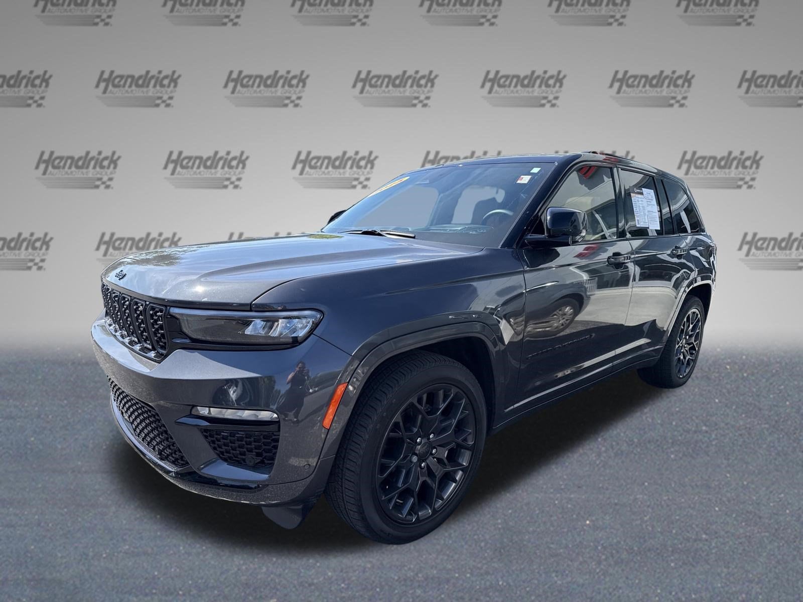 2025 Jeep Grand Cherokee Summit Reserve photo 4