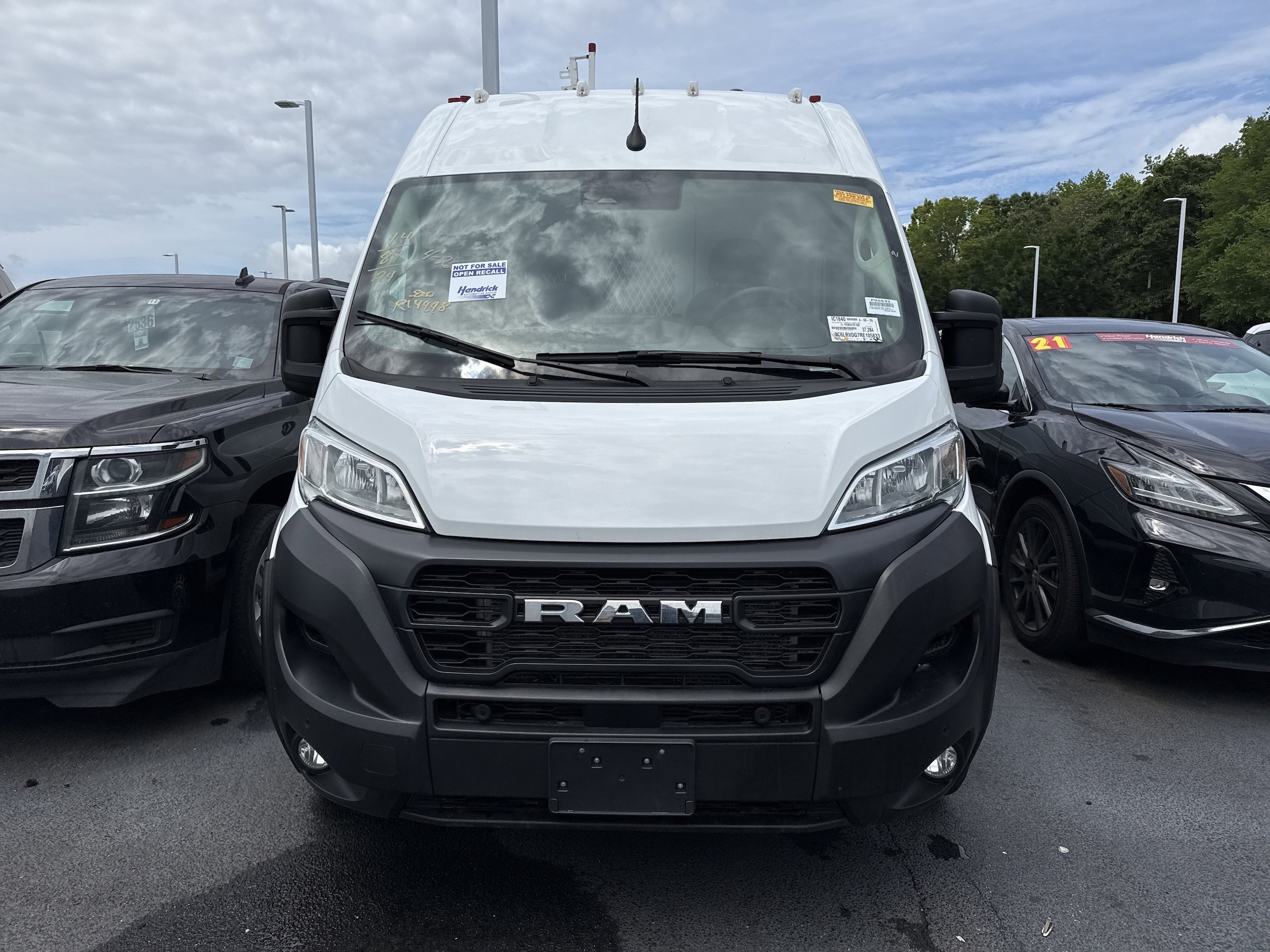 2024 Ram Promaster Cargo Van Tradesman photo 2