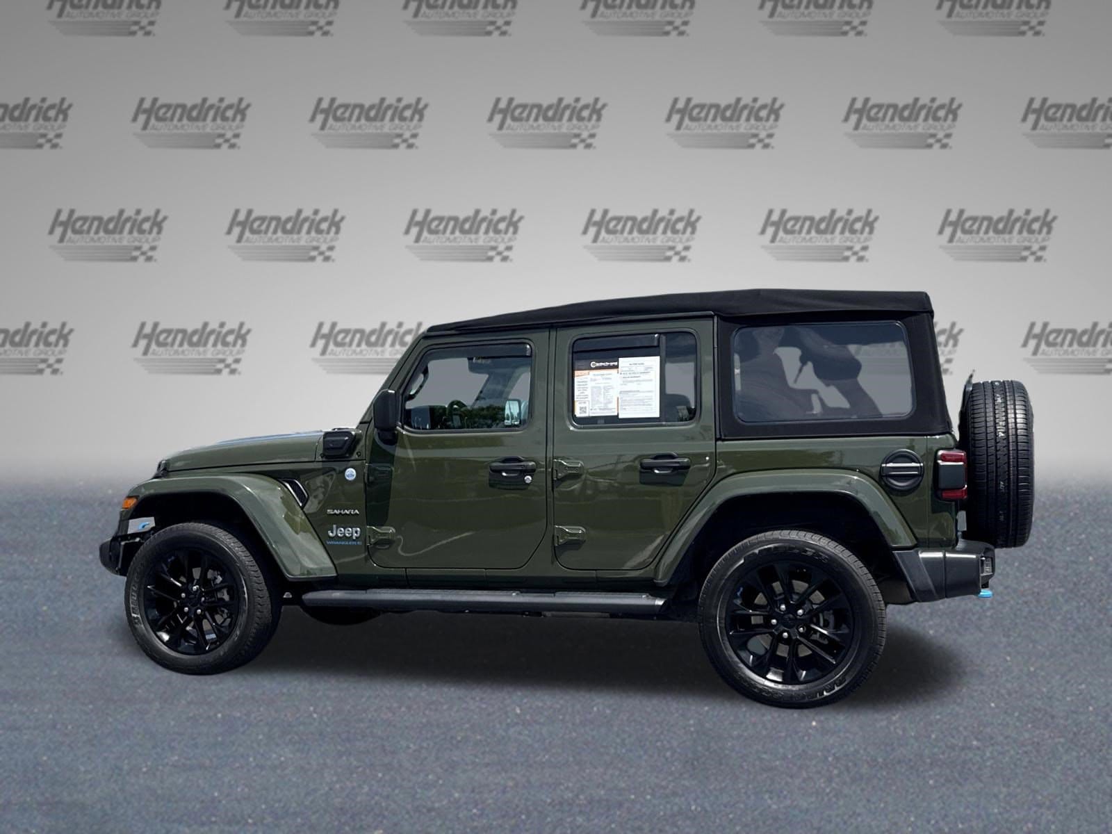 2023 Jeep Wrangler 4xe Sahara photo 6