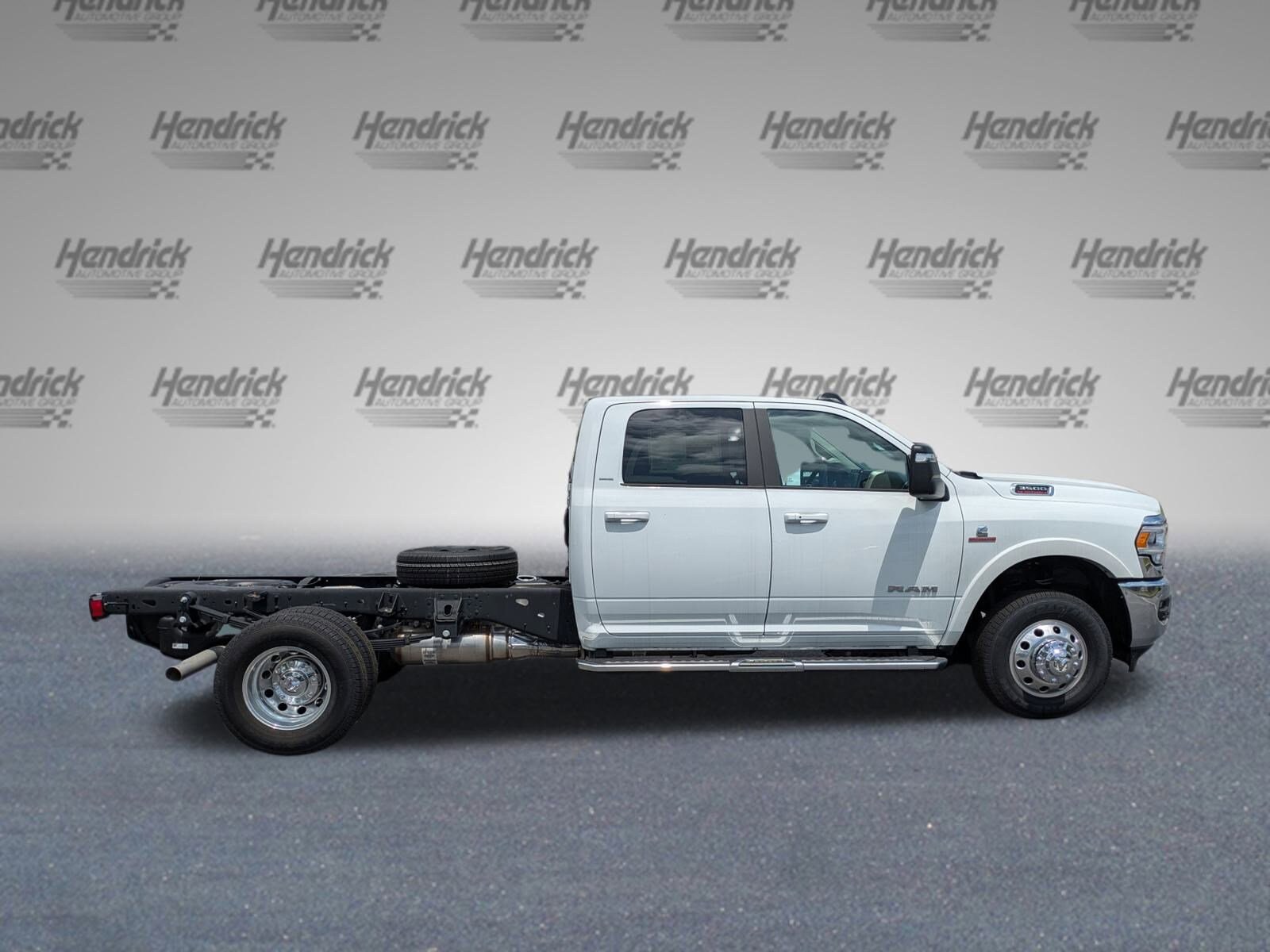 2024 Ram 3500 Laramie photo 2