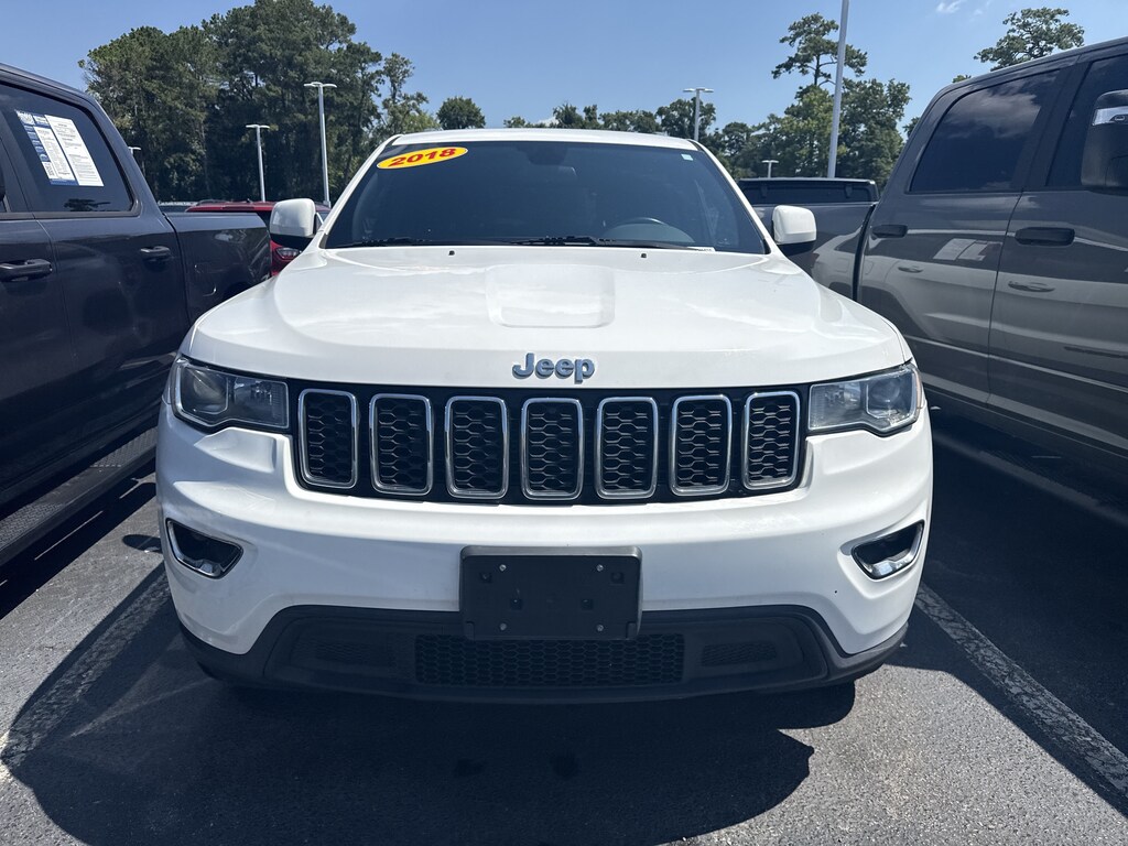 Used 2018 Jeep Grand Cherokee Laredo E SUV