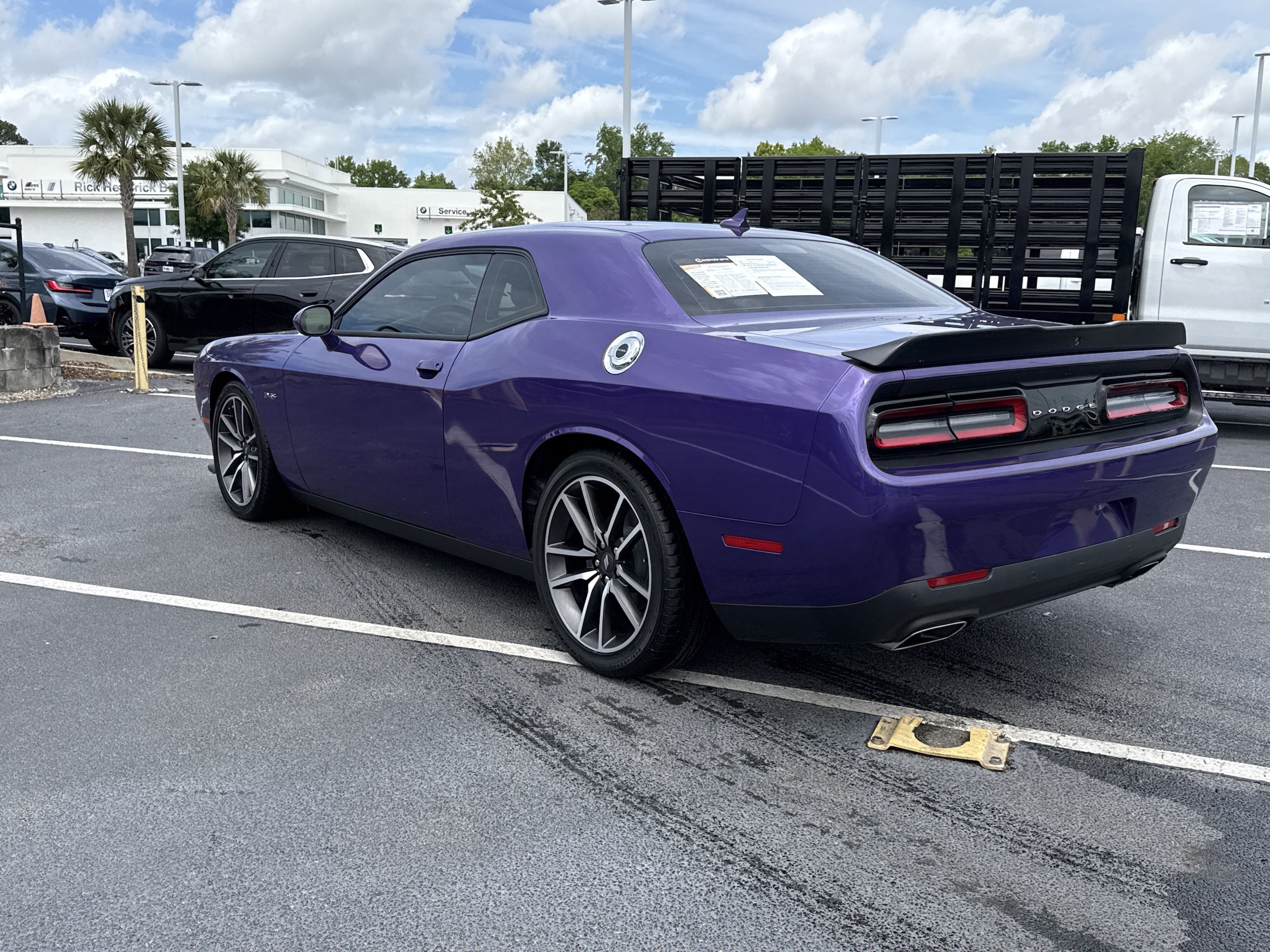 2023 Dodge Challenger R/T photo 6