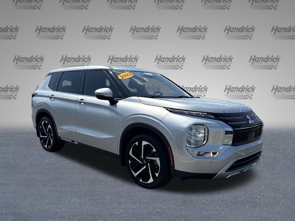 Used 2023 Mitsubishi Outlander SE SUV