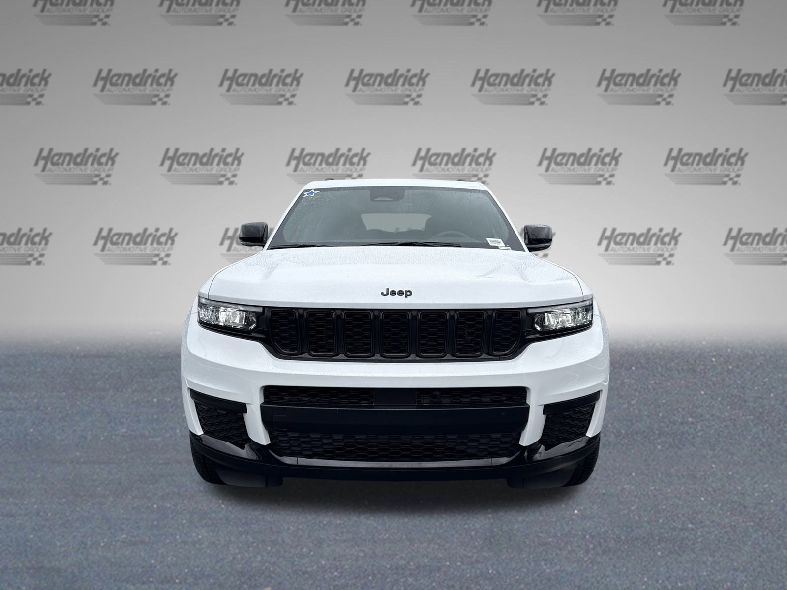 2025 Jeep Grand Cherokee Altitude X photo 2