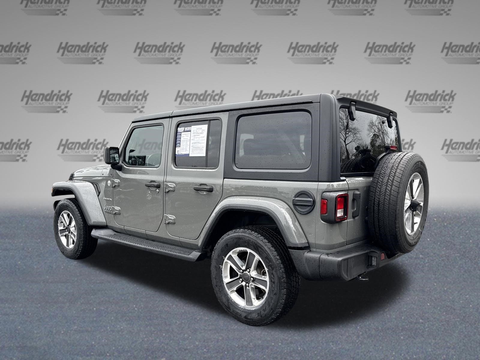 2021 Jeep Wrangler Unlimited Sahara photo 3