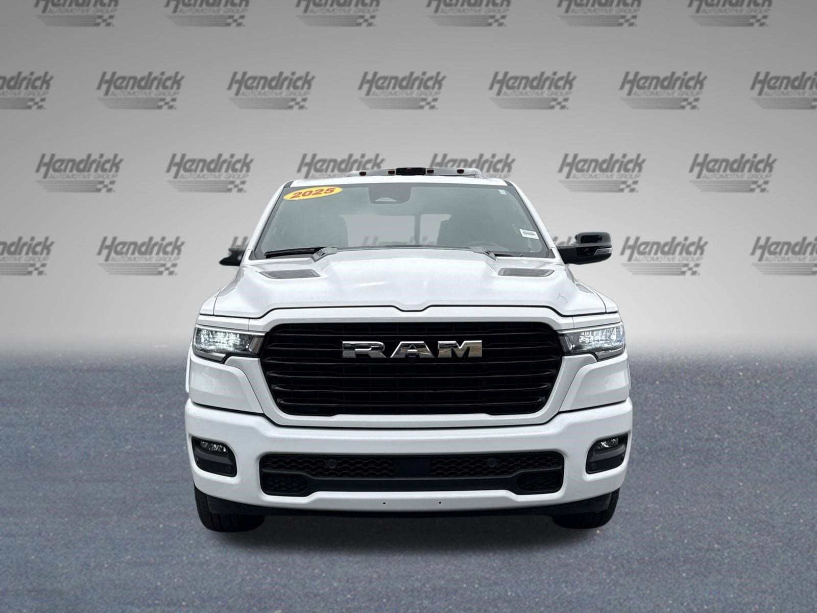 2025 Ram 1500 Laramie photo 4