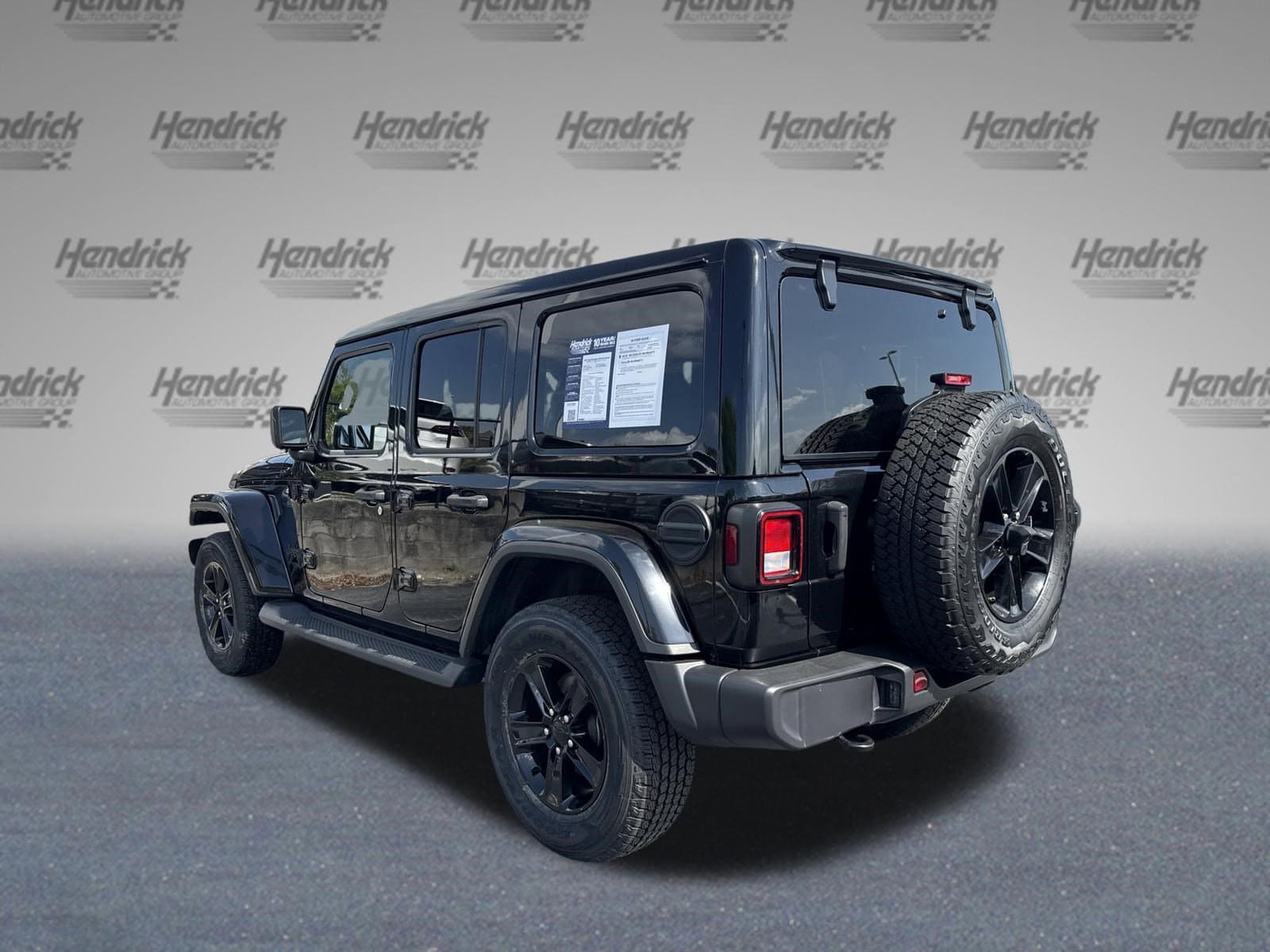 2021 Jeep Wrangler Unlimited Sahara photo 6