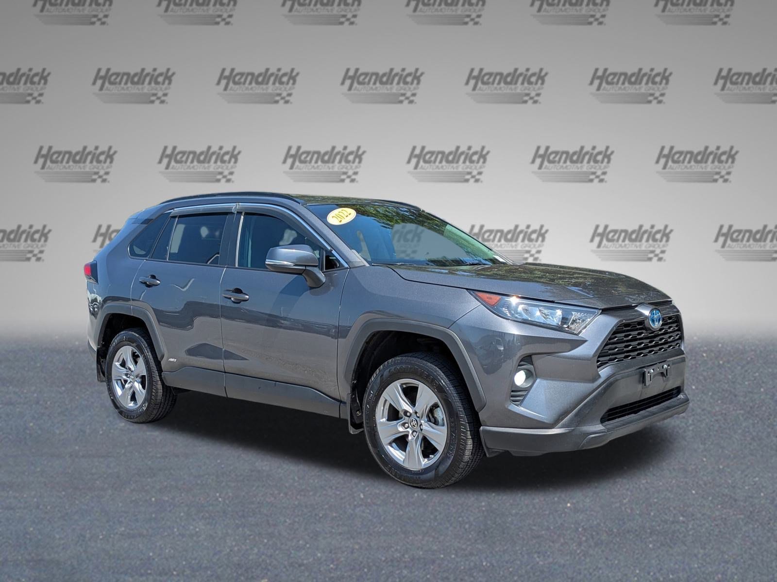 2022 Toyota RAV4 Hybrid LE