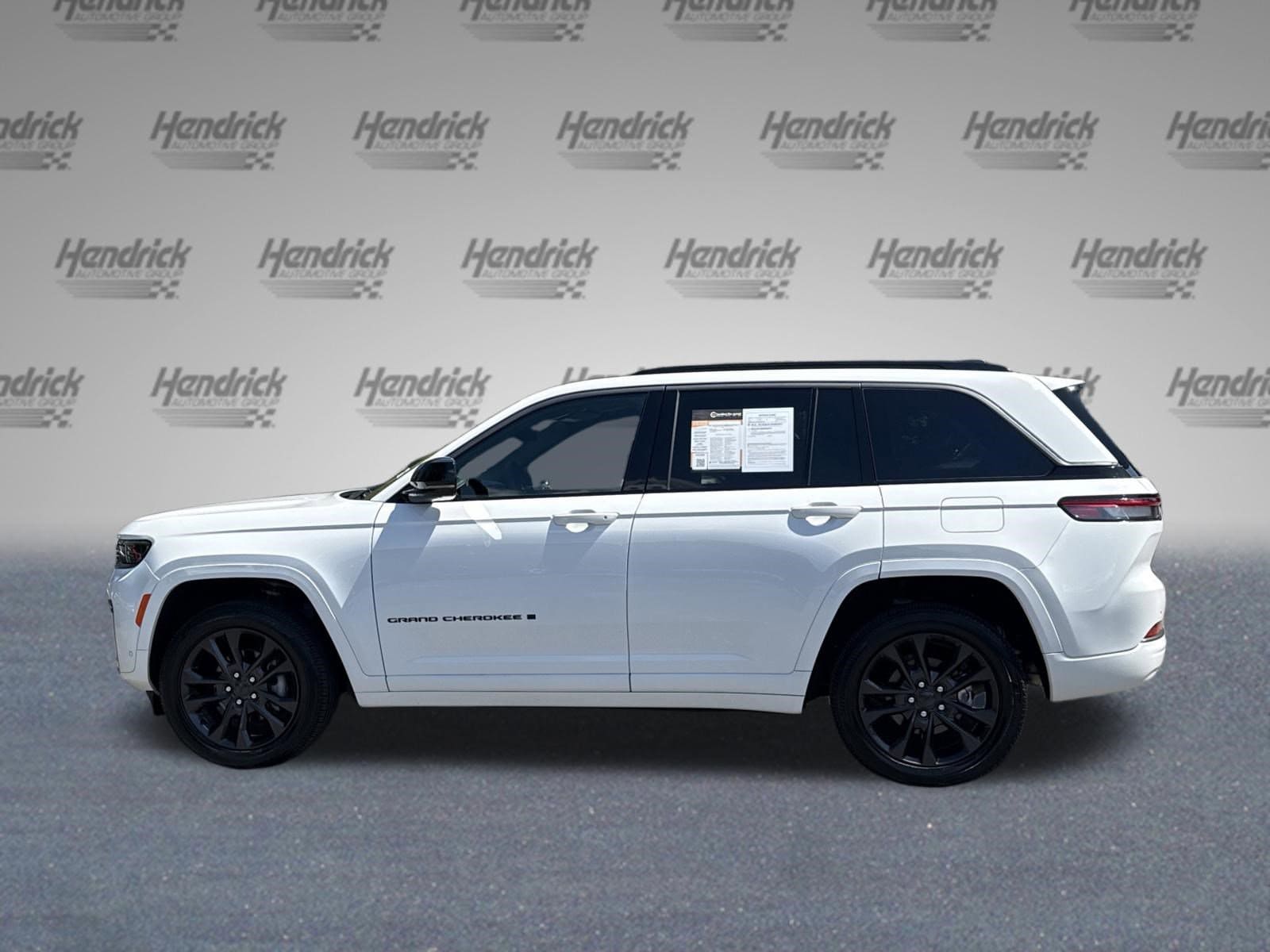 2026 Jeep Grand Cherokee Limited Reserve photo 5
