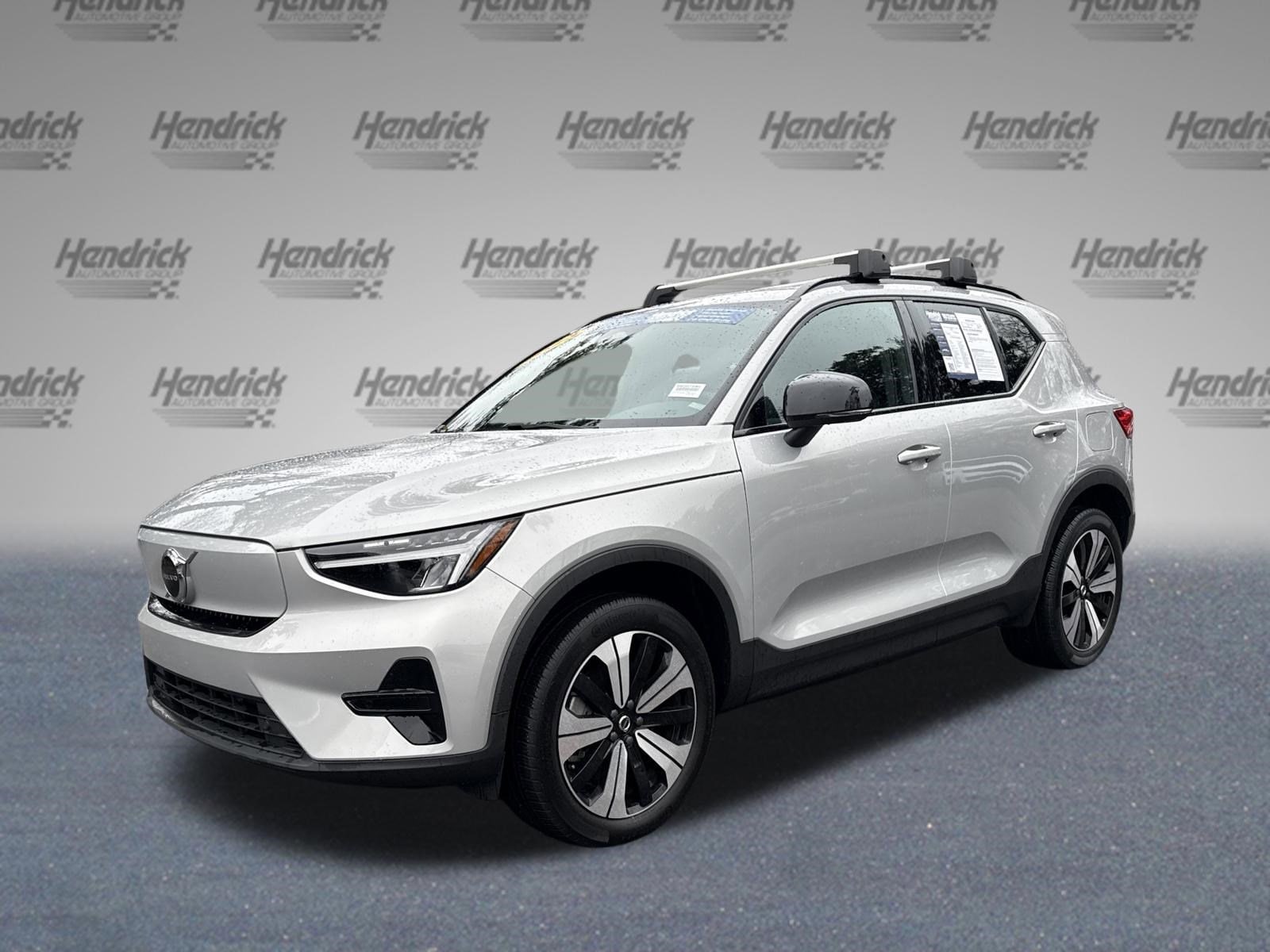 2023 Volvo XC40 Recharge Pure Electric Core photo 4