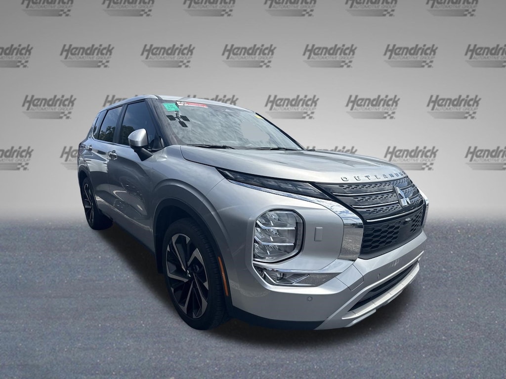Used 2023 Mitsubishi Outlander SE SUV