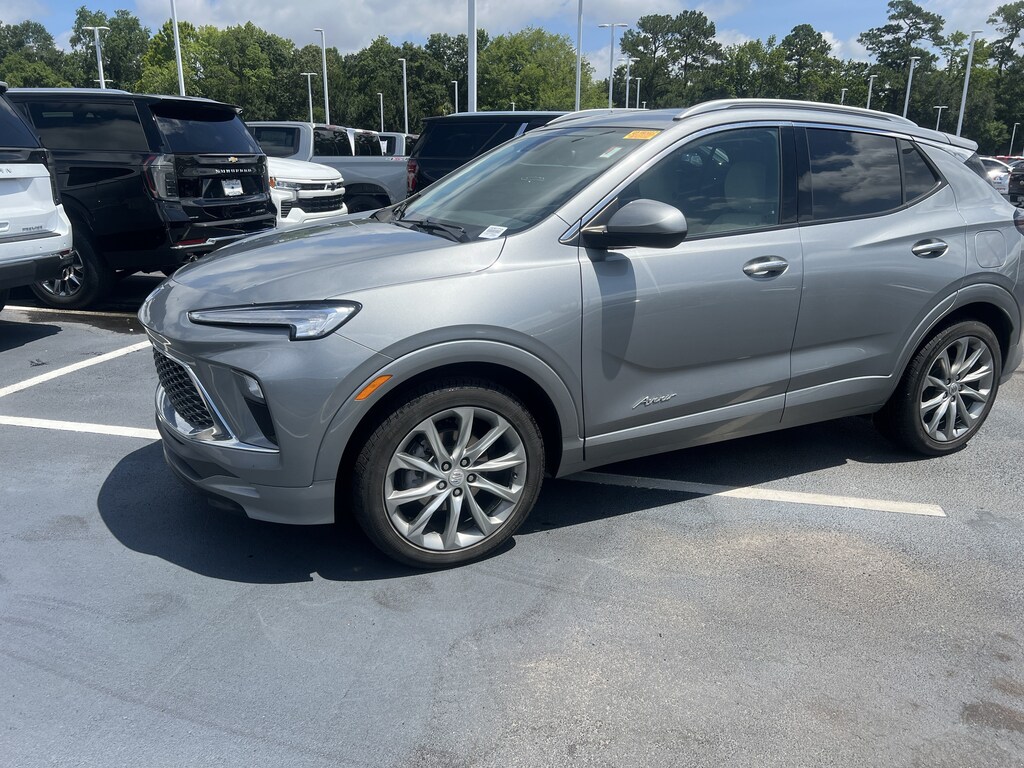 Used 2024 Buick Encore GX Avenir SUV