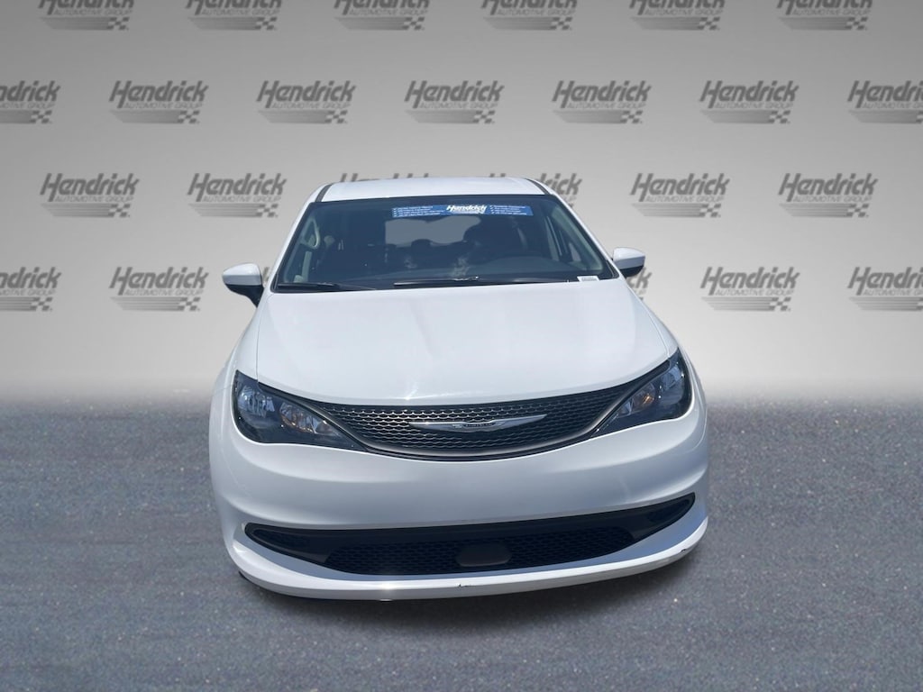 Used 2023 Chrysler Voyager LX Minivan