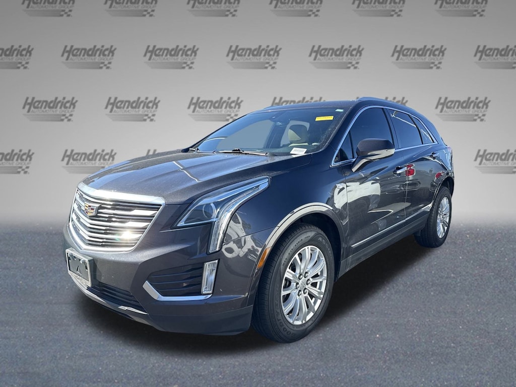 Used 2017 CADILLAC XT5 FWD SUV