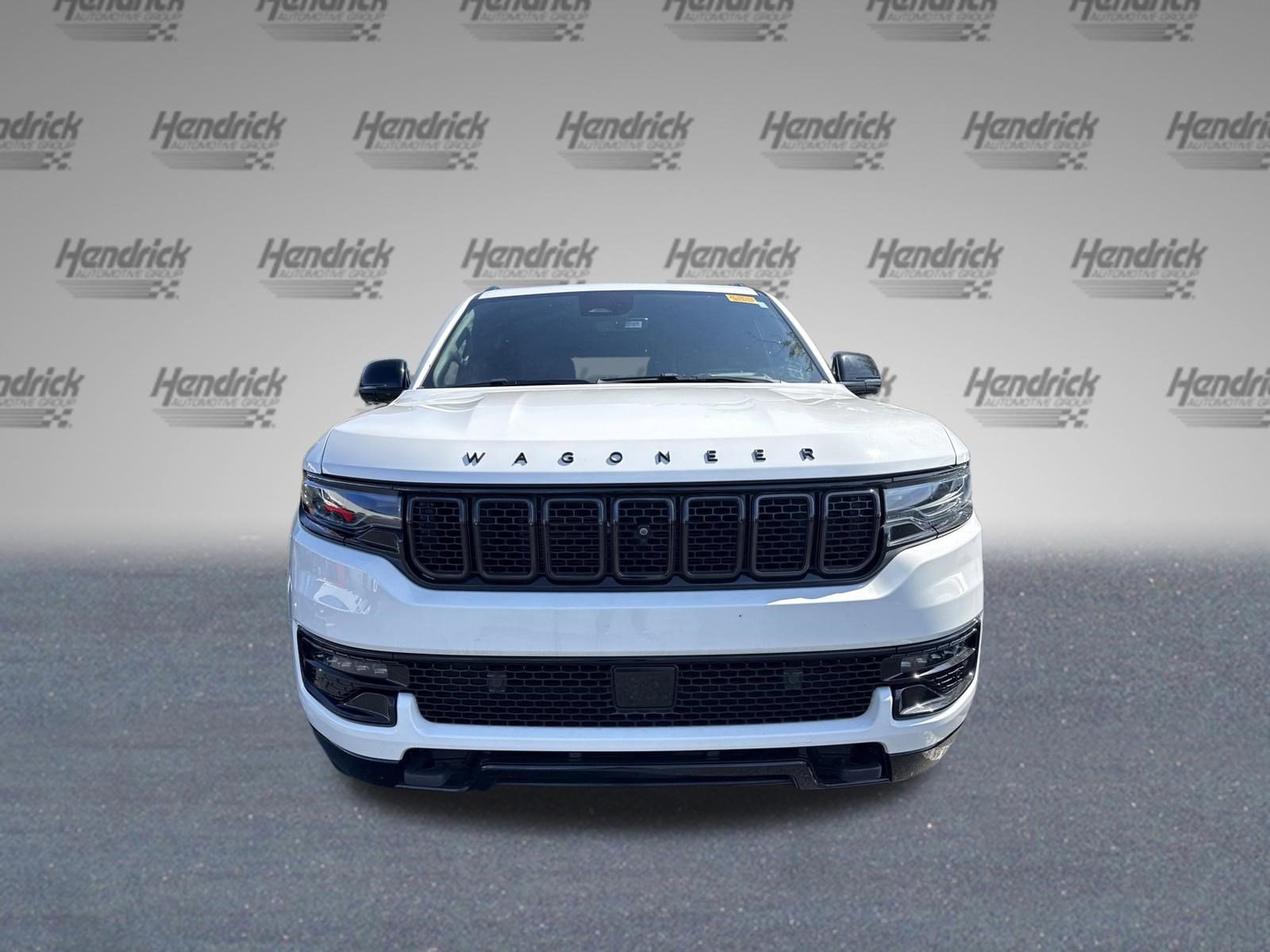 2024 Jeep Wagoneer L Series II Carbide photo 2