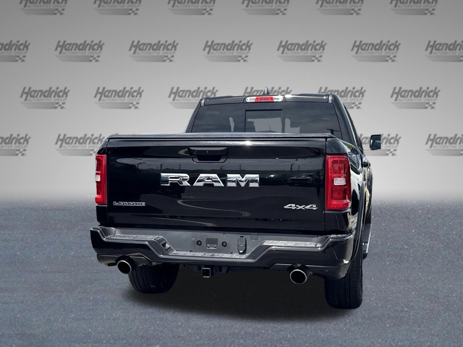 2025 Ram 1500 Laramie photo 3