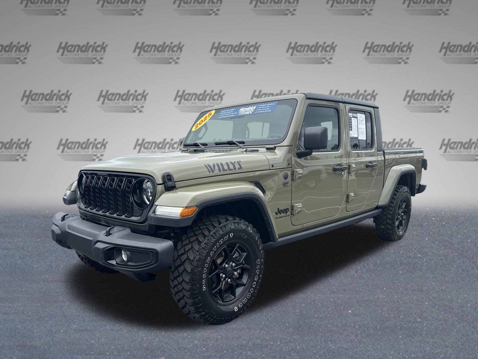 Used 2025 Jeep Gladiator Willys Pickup