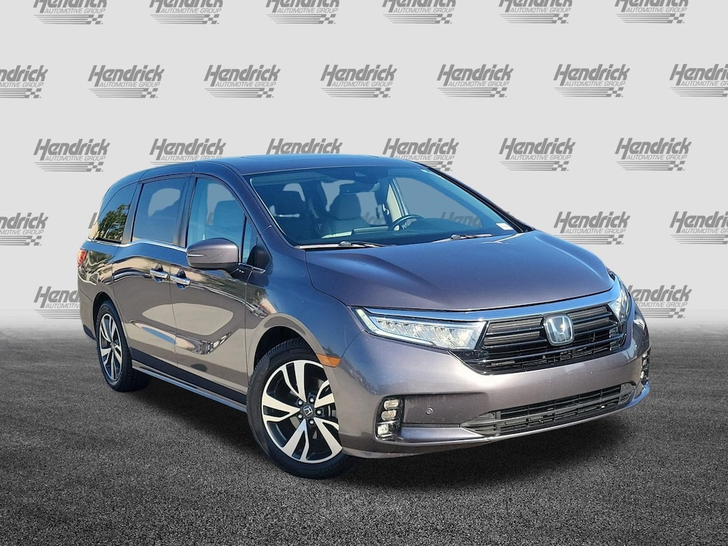 Used 2022 Honda Odyssey Touring Van