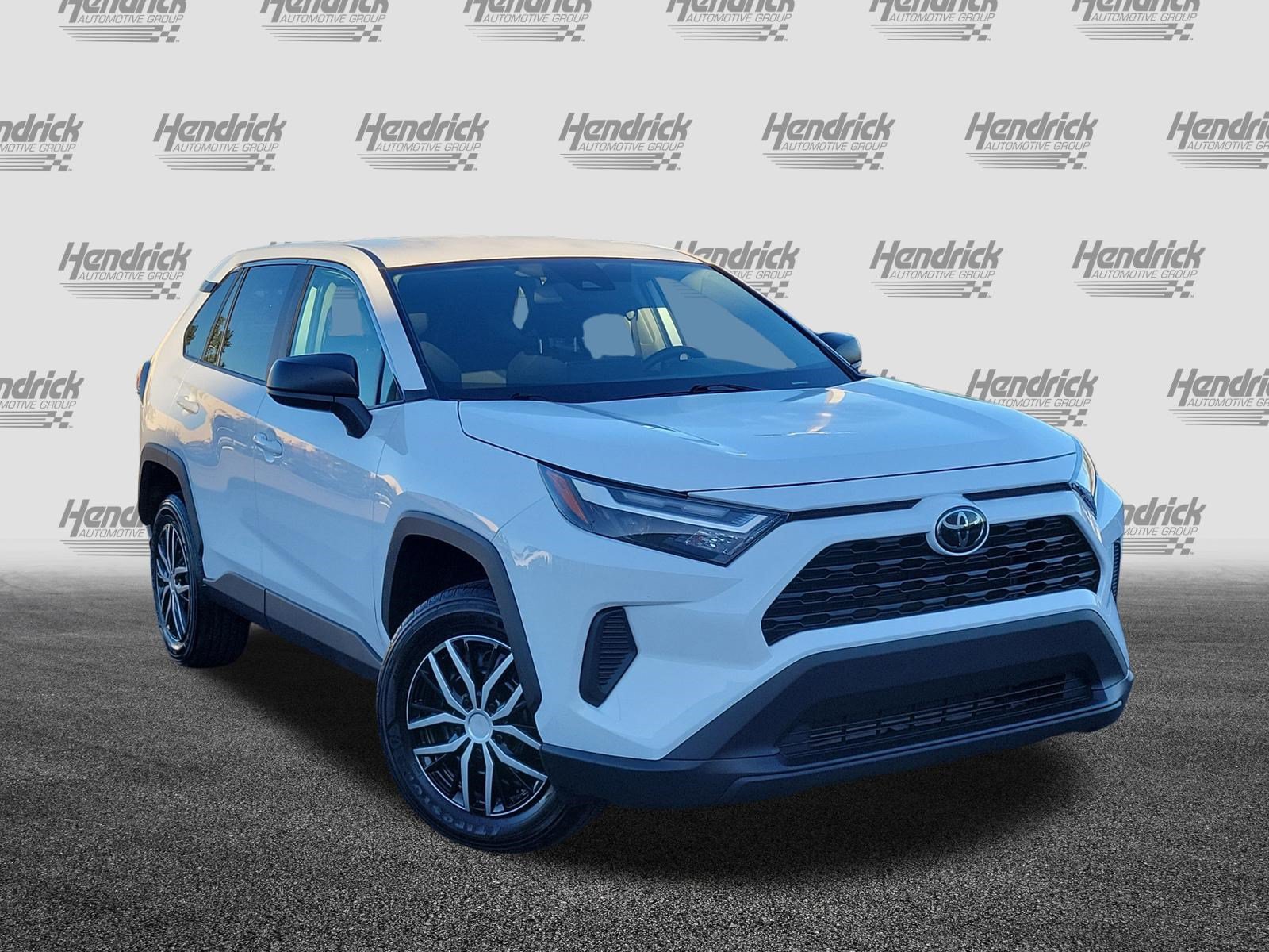 2025 Toyota RAV4 LE SUV