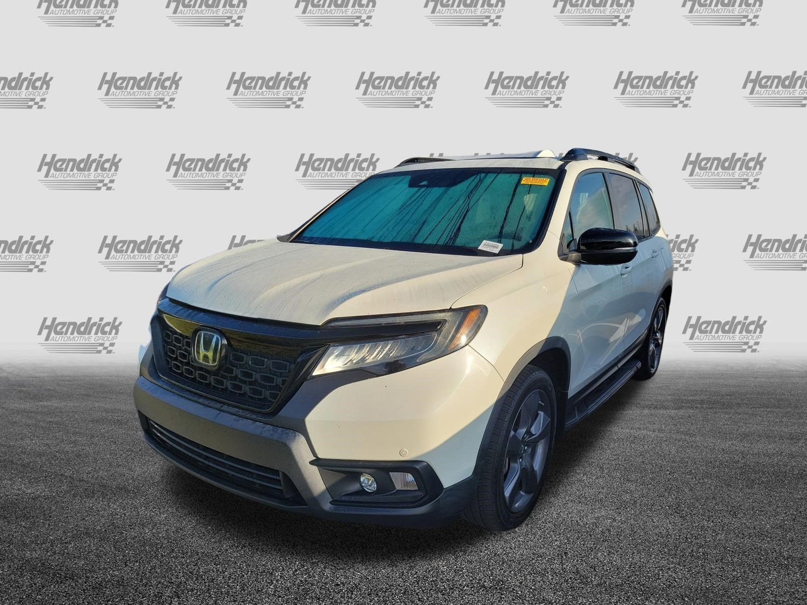 2019 Honda Passport Touring FWD photo 4