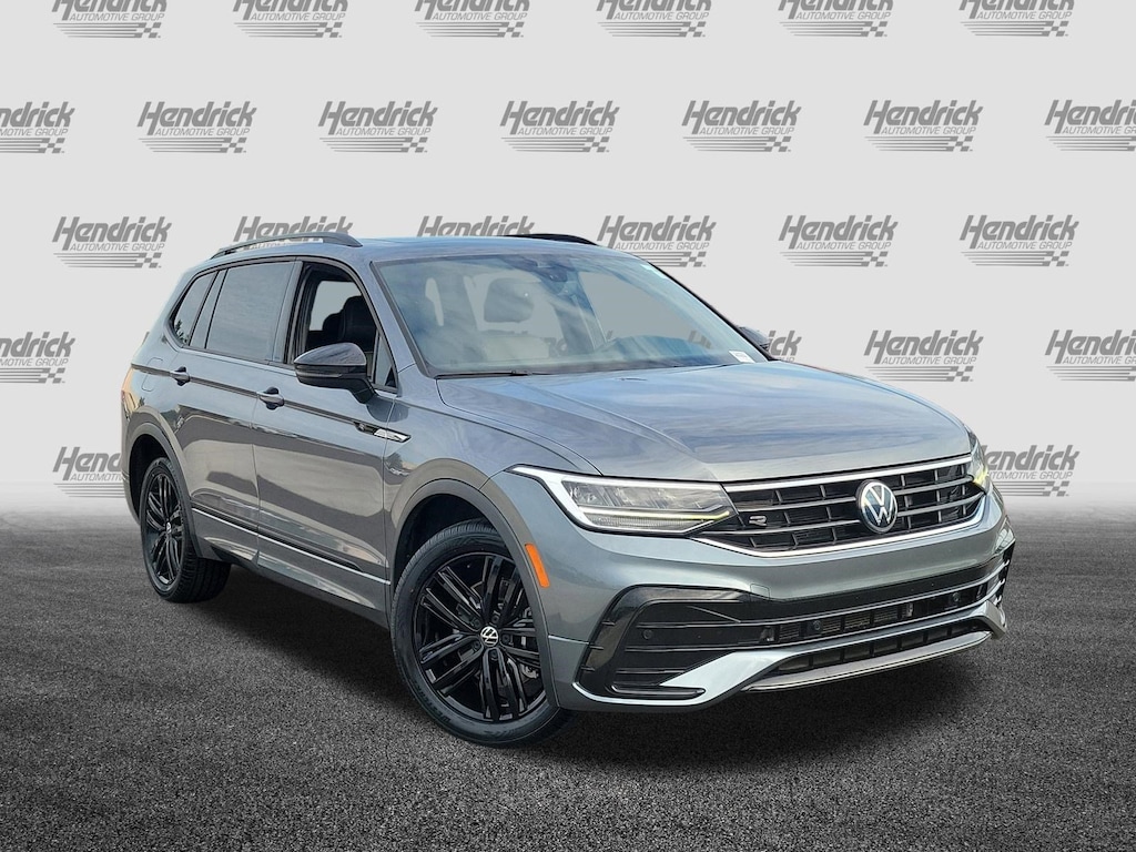 Used 2022 Volkswagen Tiguan 2.0T SE R-Line Black SUV