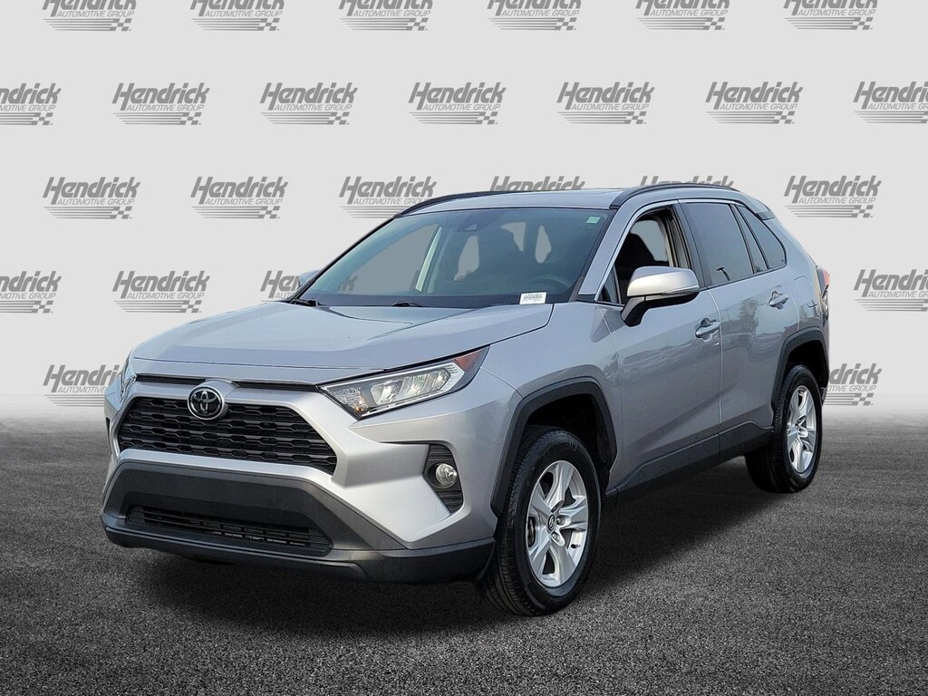 Used 2020 Toyota RAV4 XLE SUV