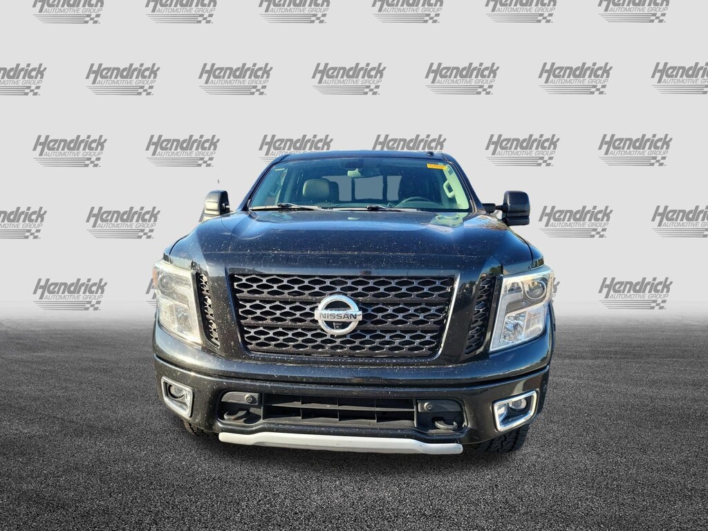 Used 2018 Nissan Titan PRO-4X Truck Crew Cab