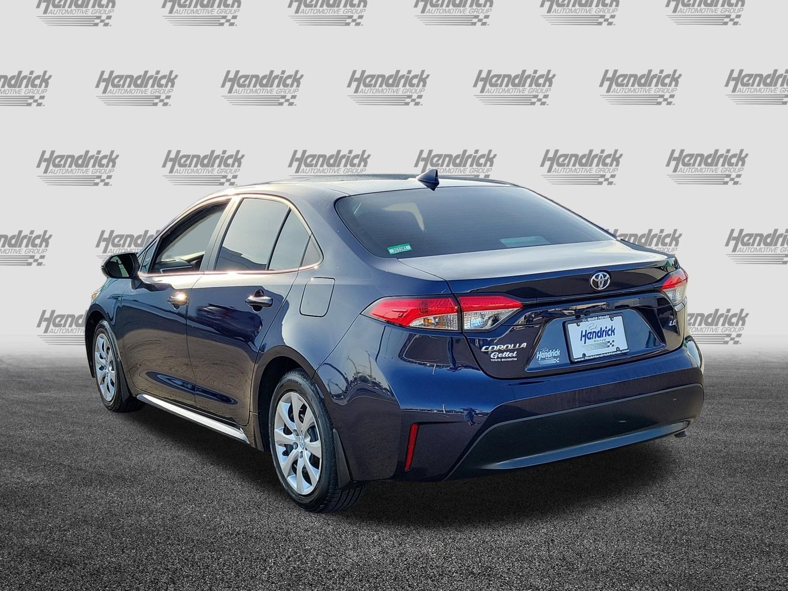 2025 Toyota Corolla LE photo 4