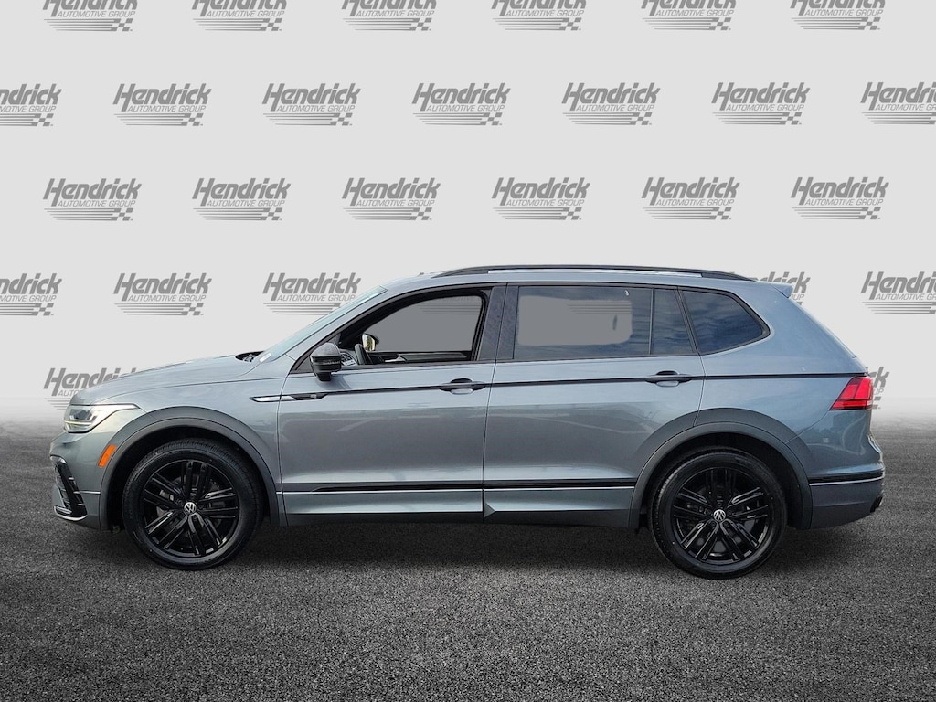 Used 2022 Volkswagen Tiguan 2.0T SE R-Line Black SUV