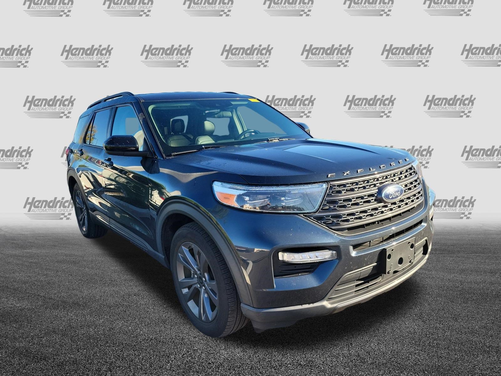 2023 Ford Explorer XLT SUV