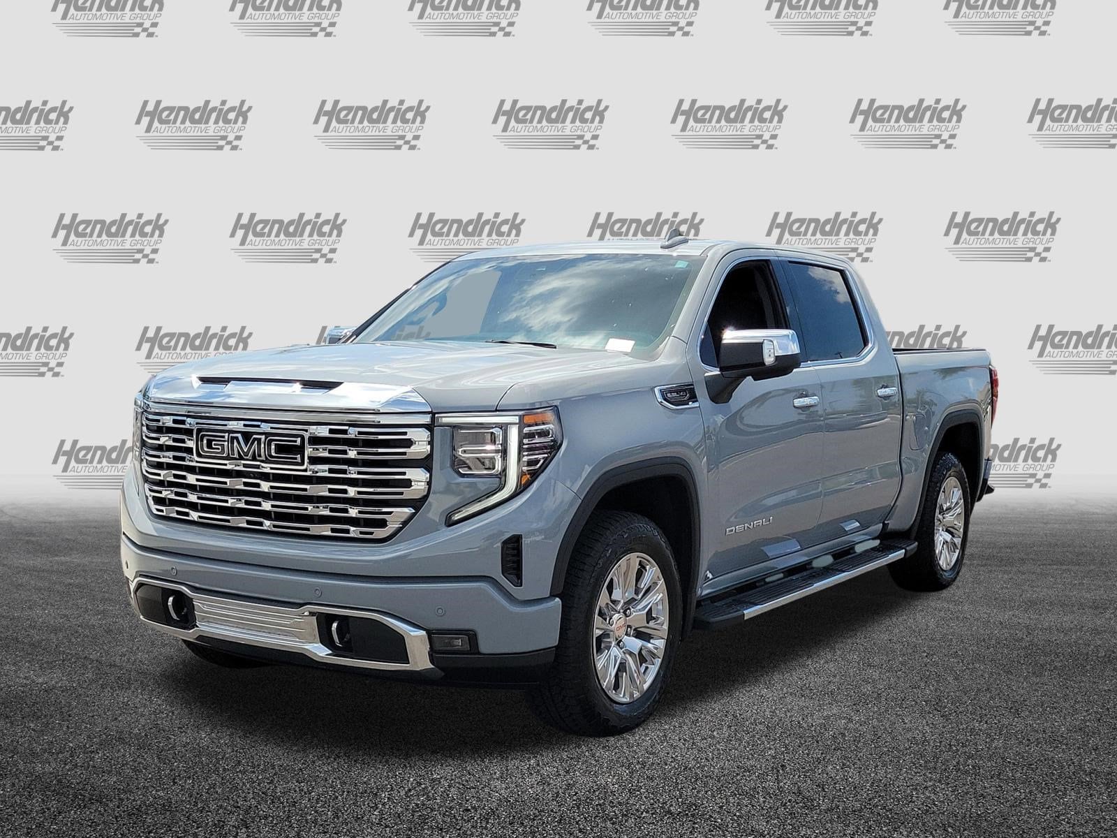 2025 GMC Sierra 1500 Denali photo 2