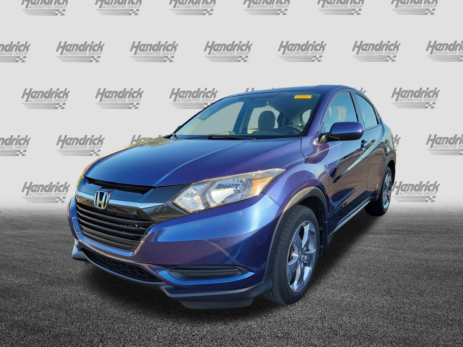 2017 Honda HR-V LX 2WD photo 4