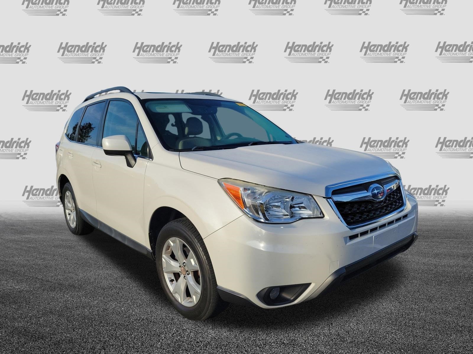 2016 Subaru Forester 2.5i Limited photo 2