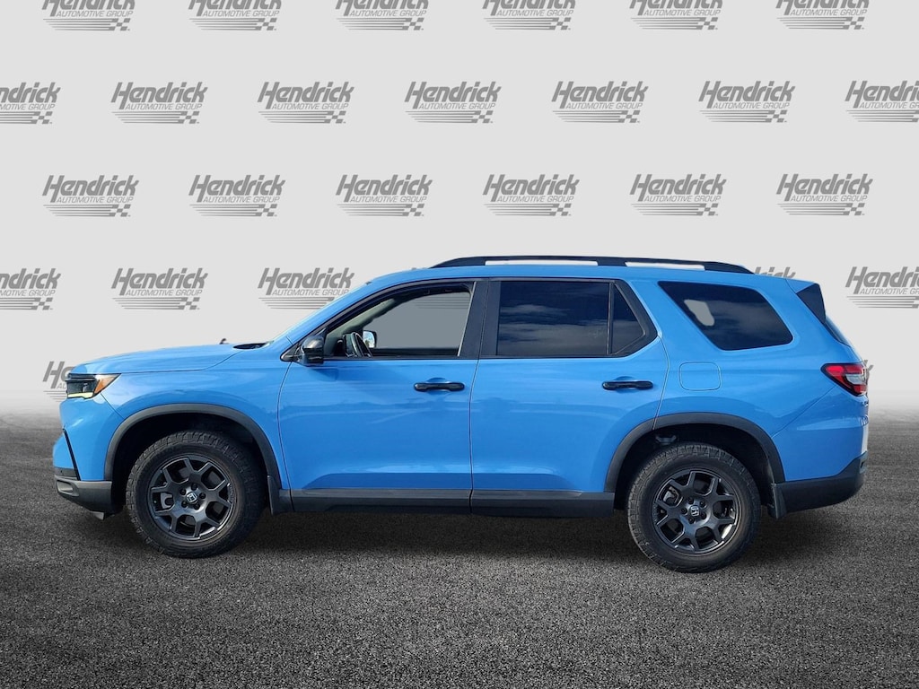 Used 2024 Honda Pilot TrailSport SUV