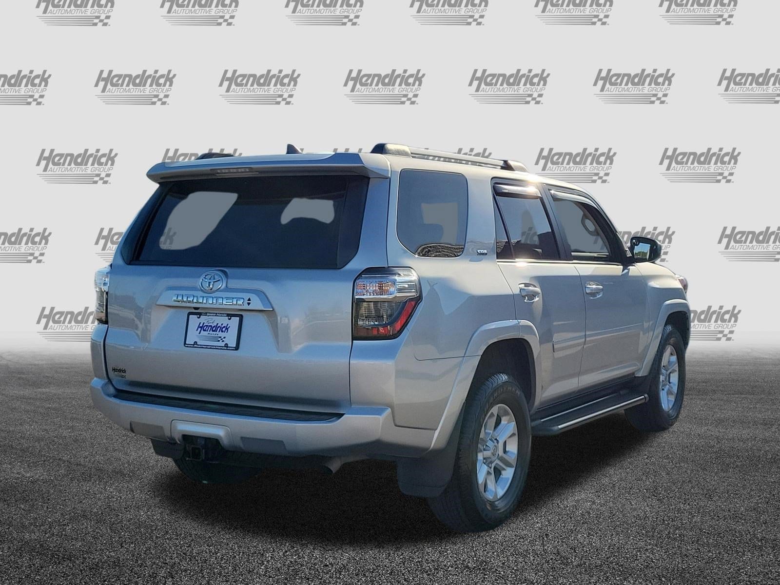 2024 Toyota 4Runner SR5 photo 6