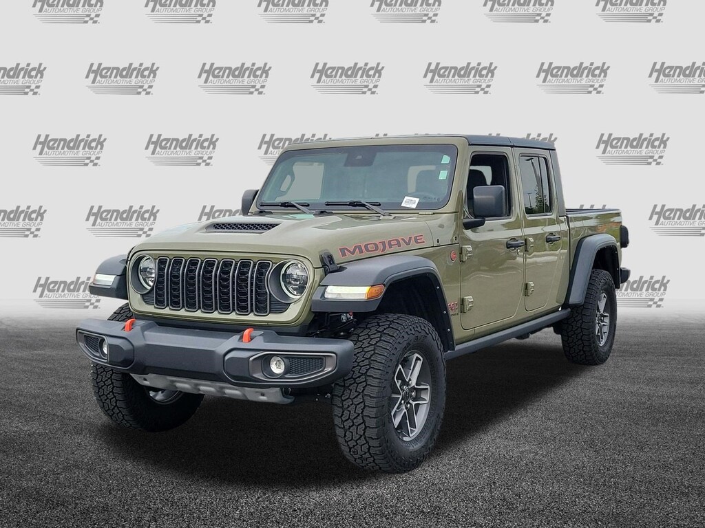 Used 2025 Jeep Gladiator Mojave Truck Crew Cab