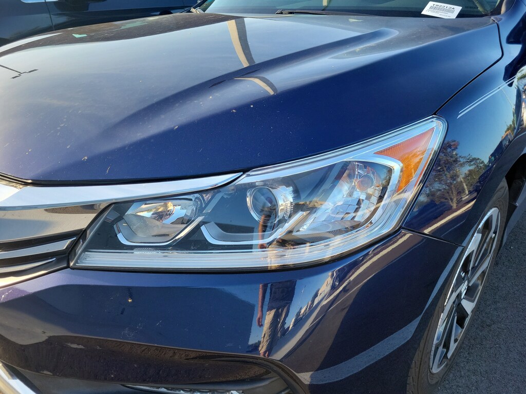 Used 2016 Honda Accord EX-L w/Navi & Honda Sensing Sedan