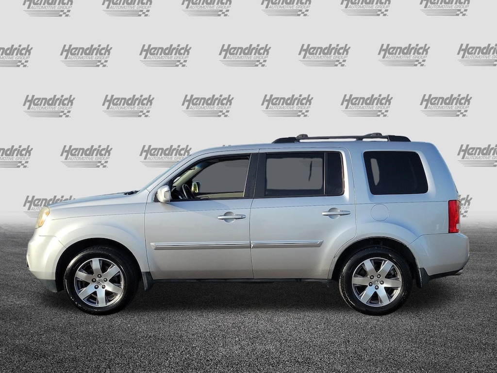 Used 2013 Honda Pilot Touring w/RES/Naiv FWD SUV