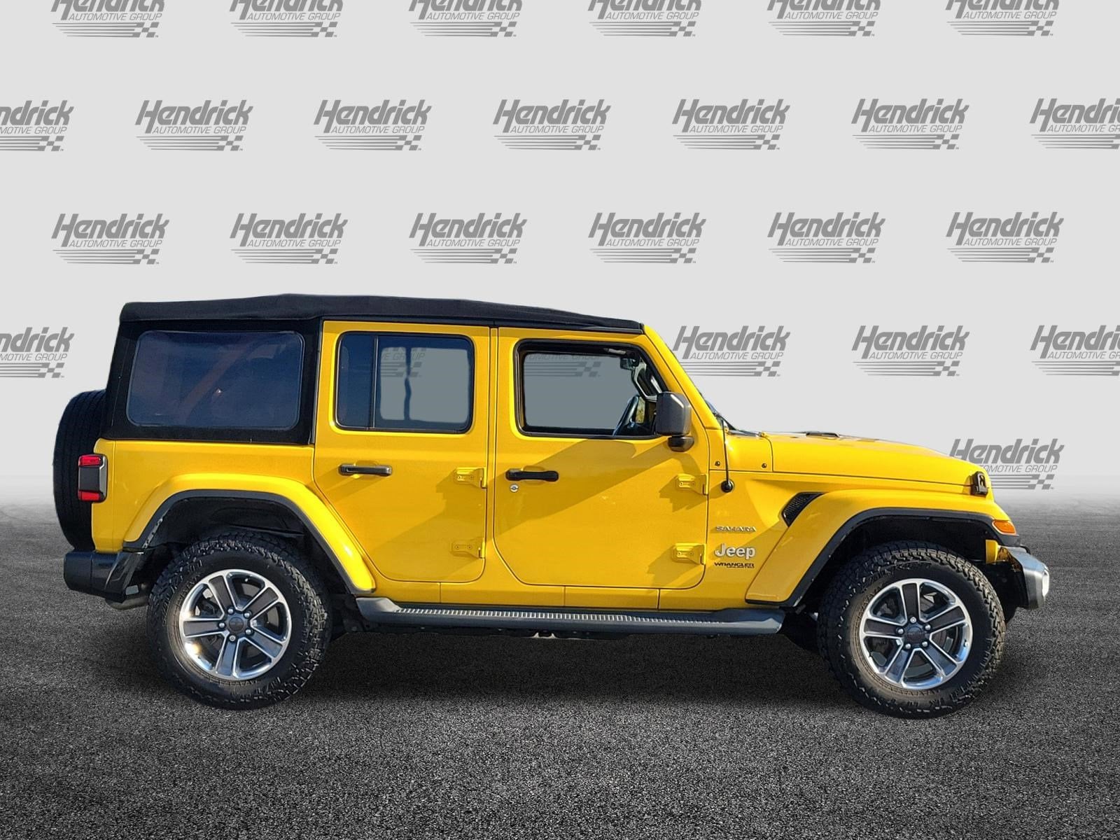 2021 Jeep Wrangler Unlimited Sahara photo 3