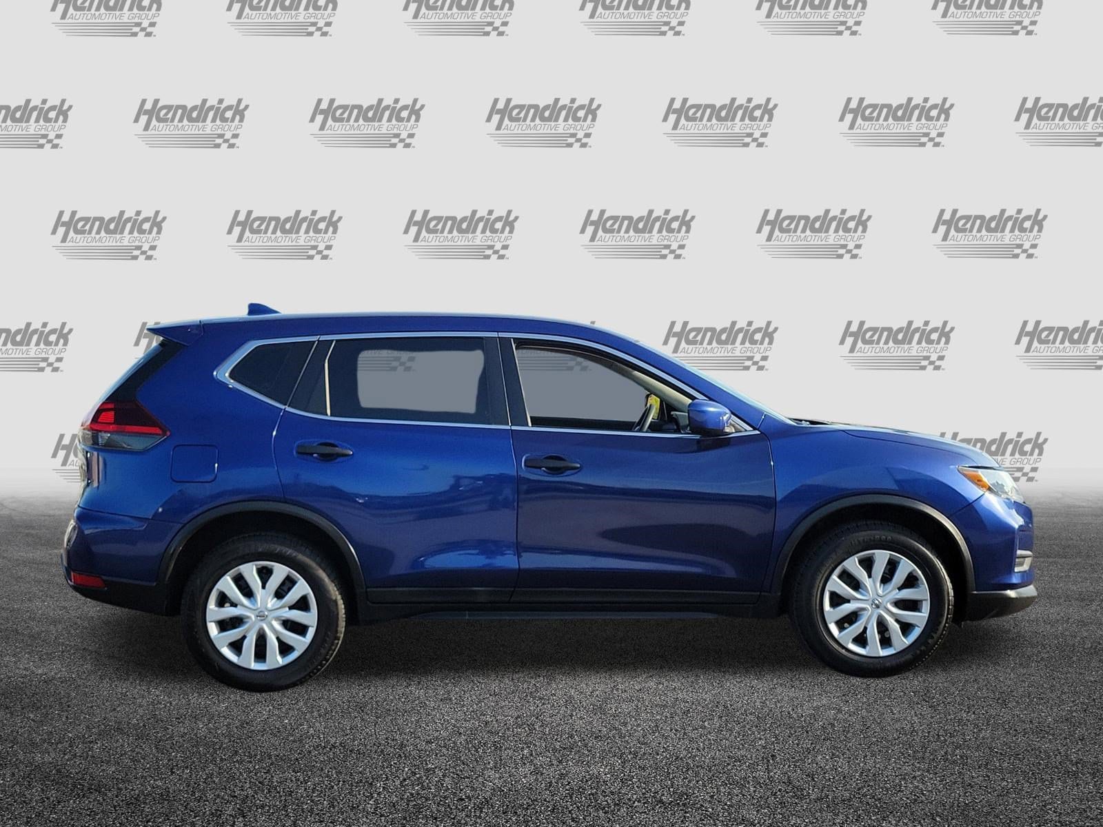 2018 Nissan Rogue S photo 3