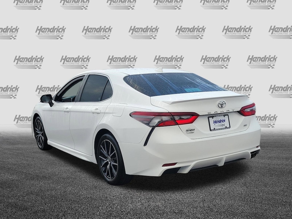 Used 2021 Toyota Camry SE Sedan