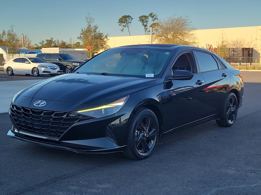 Used 2023 Hyundai Elantra SEL 4dr Car