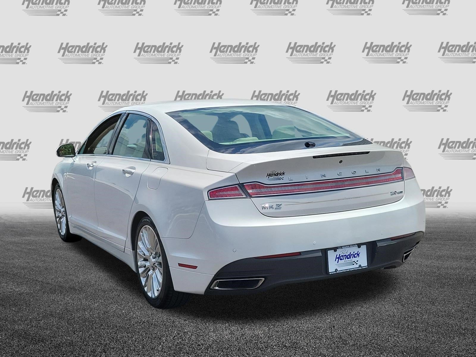 2014 Lincoln MKZ photo 4