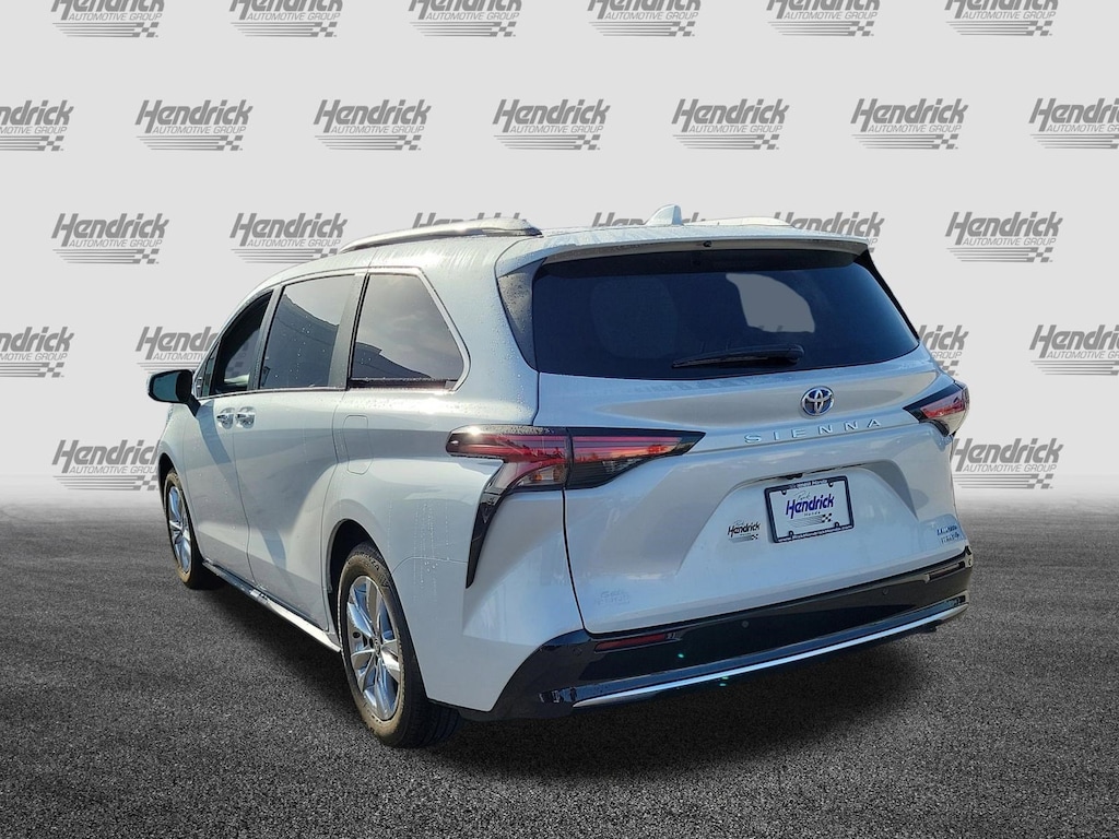 Used 2022 Toyota Sienna Limited 7 Passenger Van Passenger Van