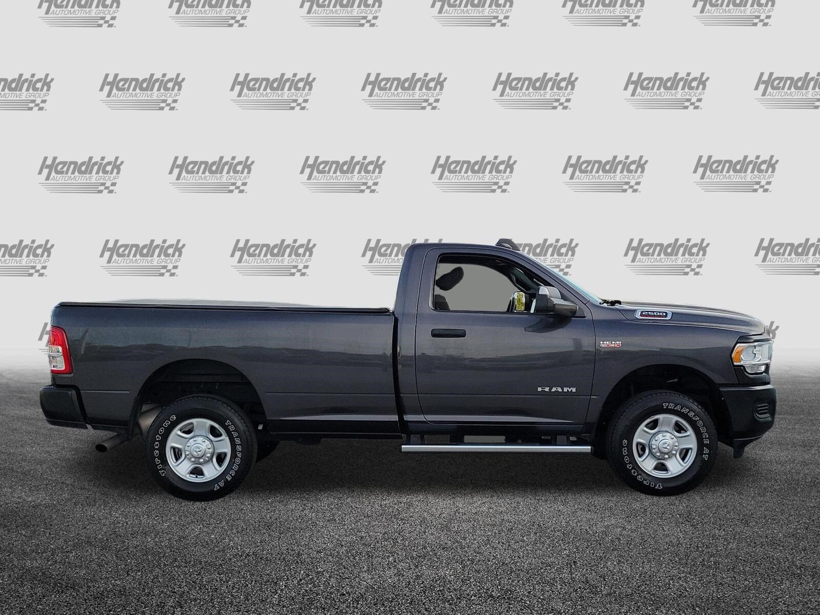 2022 Ram 2500 Tradesman photo 3