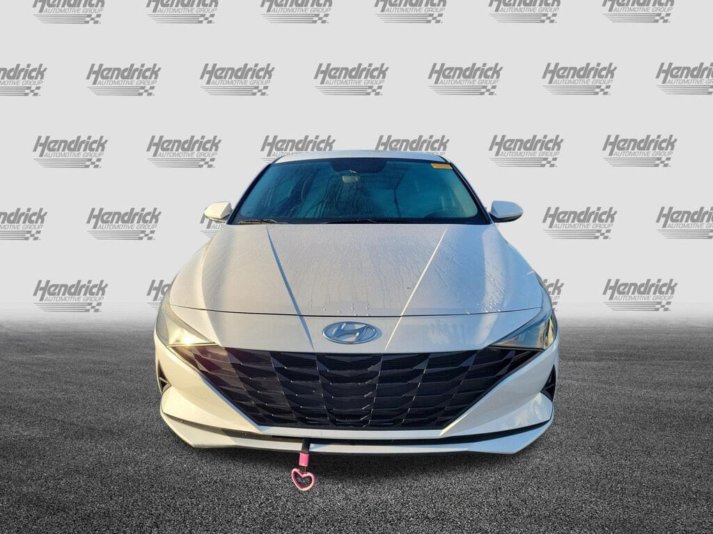 Used 2022 Hyundai Elantra SEL Sedan