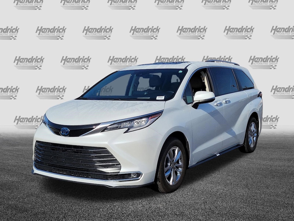 Used 2022 Toyota Sienna Limited 7 Passenger Van Passenger Van